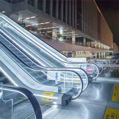 三亞鳳凰國(guó)際機(jī)場(chǎng)